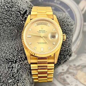 1 Rolex Oyster Perpetual Day-Date 18238 Automatic