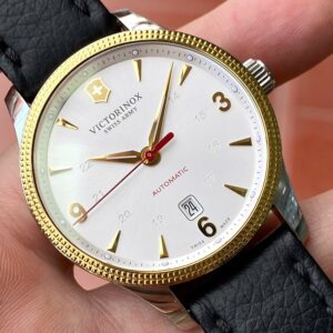 1 Victorinox Alliance Automatic 249095 40mm