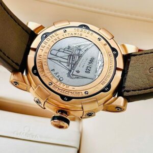 2 Romain Jerome Titanic DNA 18k Rose Gold T.OXY4.2222.M.00.BB