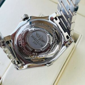 3 Breitling Avenger II GMT Black A32390 Automatic