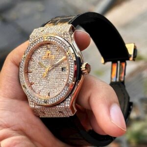3 Hublot Classic Fusion King Gold Full Pave 511.OX.9010.LR.1704