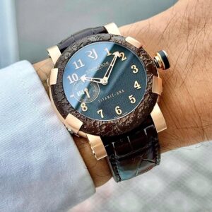 3 Romain Jerome Titanic DNA 18k Rose Gold T.OXY4.2222.M.00.BB