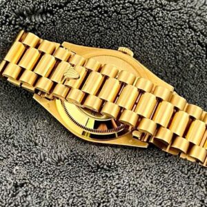 4 Rolex Oyster Perpetual Day-Date 18238 Automatic