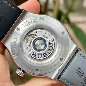 6 Hublot Classic Fusion 511.NX.8970.RX Titanium Green 45mm