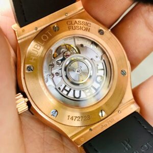 6 Hublot Classic Fusion King Gold Full Pave 581.OX.9010.LR.1704