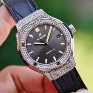 6 Hublot Classic Fusion Titanium Grey 38mm 565NX7071LR