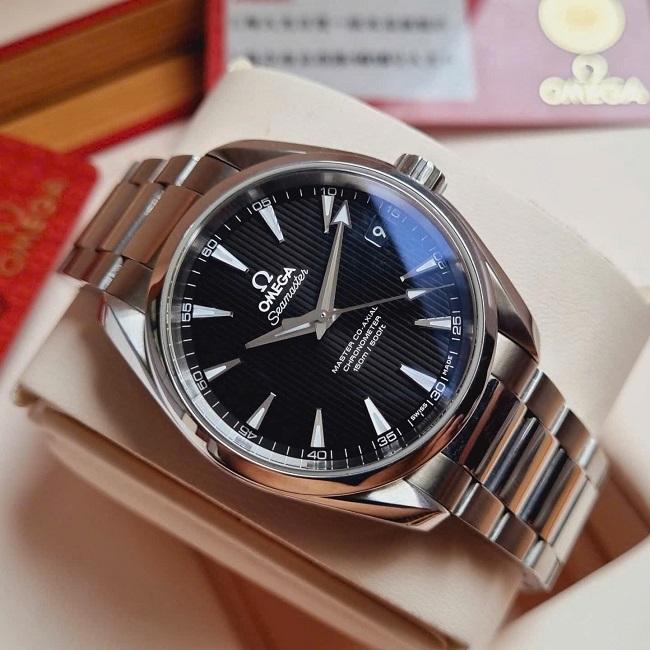 6 Omega Aqua Terra 150M 231.10.39.21.01.002 Co-Axial 38.5mm 6 Omega Aqua Terra 150M 231.10.39.21.01.002 Co-Axial 38.5mm