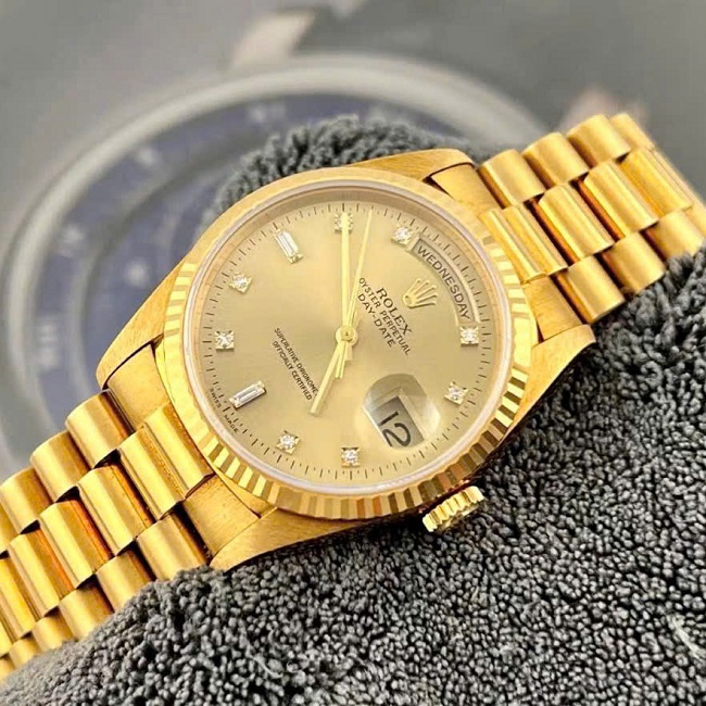 6 Rolex Oyster Perpetual Day-Date 18238 Automatic 6 Rolex Oyster Perpetual Day-Date 18238 Automatic