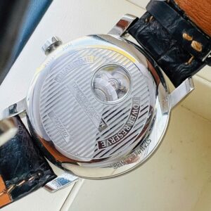 7 Baume & Mercier GMT Classicma Executives MOA08693 39mm