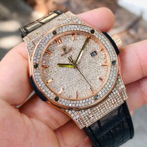 7 Hublot Classic Fusion King Gold Full Pave 581.OX.9010.LR.1704