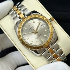 8 Tudor Classic Date Champagne Dial 21013 Automatic
