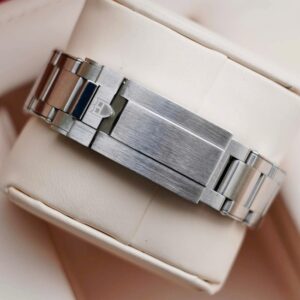 5 Tudor Black Bay Pro M79470-0001 Automatic 39mm