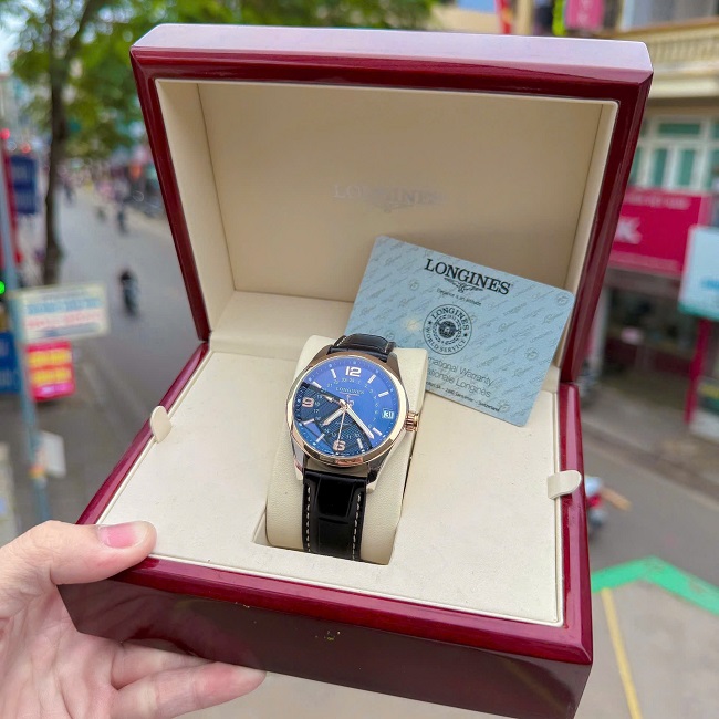 8 Longines Conquest L27995563 Classic GMT Bezel 18k 8 Longines Conquest L27995563 Classic GMT Bezel 18k