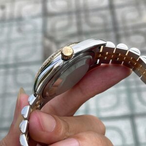 8 Rolex 116233 DateJust MOP Dial Gold Steel Diamond