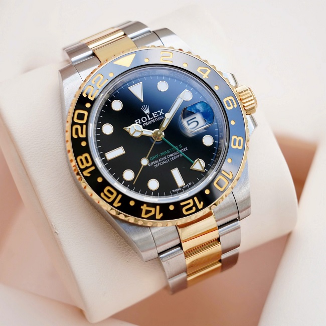 8 Rolex 116713LN-0001 LN GMT Master II Automatic 8 Rolex 116713LN-0001 LN GMT Master II Automatic