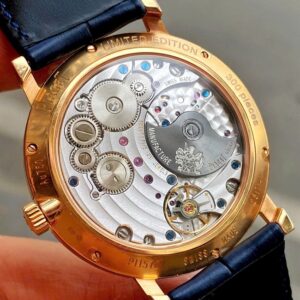 2 Piaget Altiplano Automatic GOA44052 Blue 18K Diamond