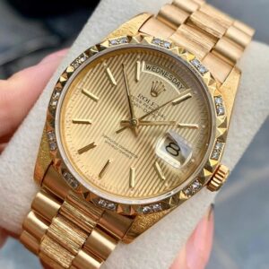2 Rolex Day-Date 18048 Diamond Automatic 18k Gold