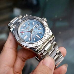 3 Breitling Avenger II GMT MOP Blue A32390 Automatic