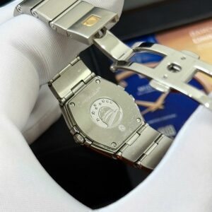 4 Omega Constellation 123.10.24.60.51.001 Brushed Diamond Black