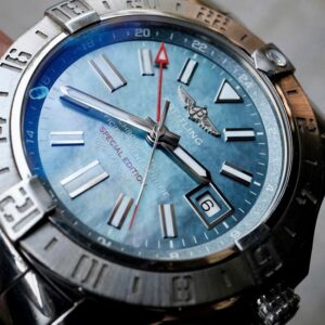 5 Breitling Avenger II GMT MOP Blue A32390 Automatic5 Breitling Avenger II GMT MOP Blue A32390 Automatic