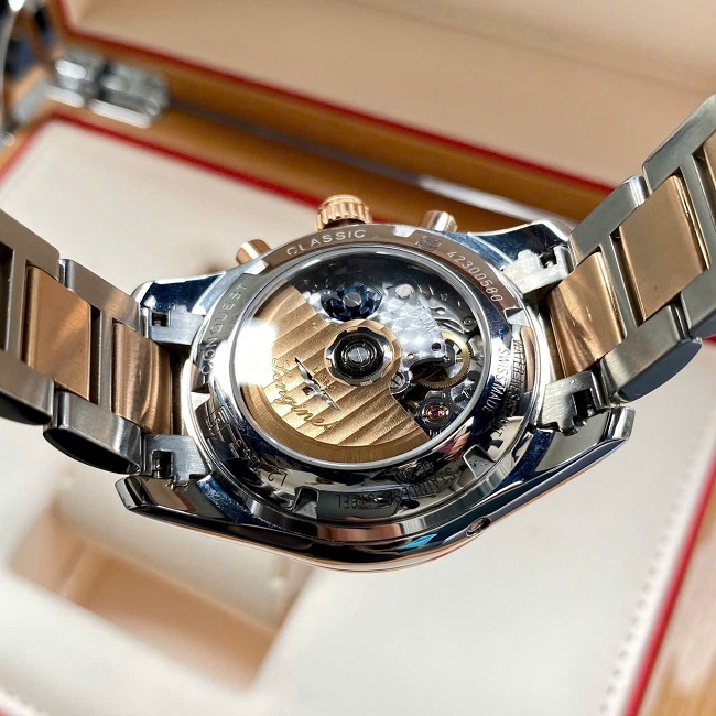 5 Longines Conquest Classic Chronograph Black L2.786.5.56.7 5 Longines Conquest Classic Chronograph Black L2.786.5.56.7
