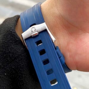 5 Omega Seamaster Diver Blue 21022422003002 18k Rose Gold