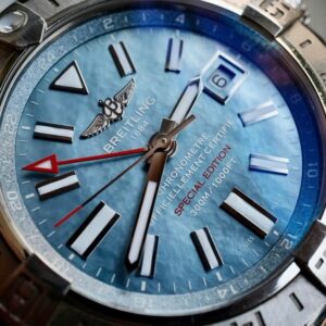 6 Breitling Avenger II GMT MOP Blue A32390 Automatic