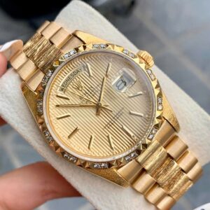 6 Rolex Day-Date 18048 Diamond Automatic 18k Gold