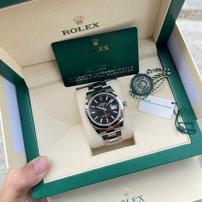 7 Rolex Oyster Perpetual DateJust 126300 Black Dial 7 Rolex Oyster Perpetual DateJust 126300 Black Dial