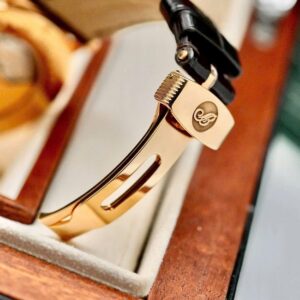 2 Breguet Classique 5207BA129V6 Retrograde 39mm