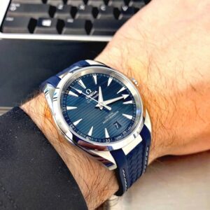 2 Omega Seamaster Aqua Terra Chronometer 220.12.38.20.03.001