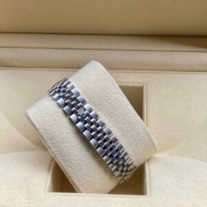 2 Rolex Lady-DateJust 279174 Bezel 18k Jubilee