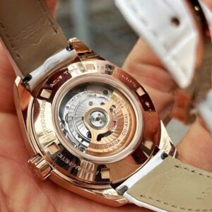 4 Omega Seamaster 18k MOP 231.53.34.20.55.001