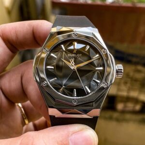 1 Hublot Orinski Classic Fusion Titanium 550NS1800RXORL19