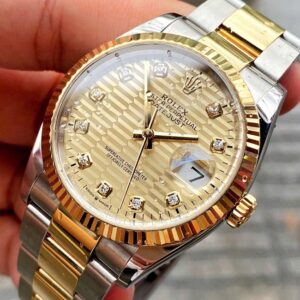 1 Rolex Oyster Perpetual DateJust Demi 18k 126233