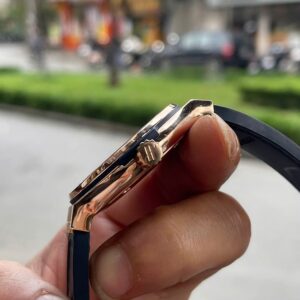 2 Hublot Classic Fusion King Gold 542OX7180LR 18k