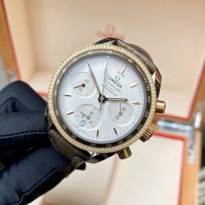 2 Omega Speedmaster Co-Axial Chronograph 324.28.38.50.02.001