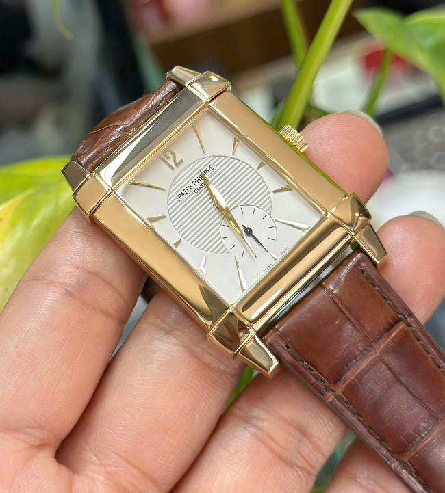 3 Patek Philippe Gondolo Small Seconds Yellow Gold 18k 5111J 3 Patek Philippe Gondolo Small Seconds Yellow Gold 18k 5111J