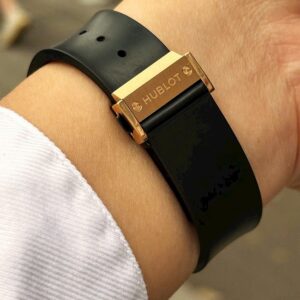 4 Hublot Classic Fusion Orlinski 550.OS.1800.RX.1604.ORL19