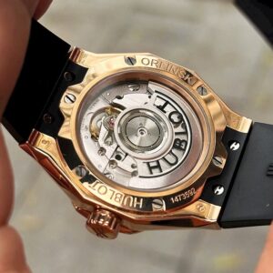 5 Hublot Classic Fusion Orlinski 550.OS.1800.RX.1604.ORL19