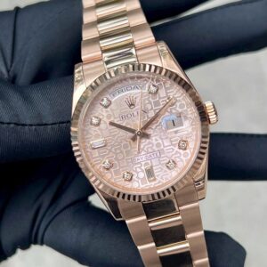 1 Rolex DayDate 118205 18K Gold Automatic 36mm