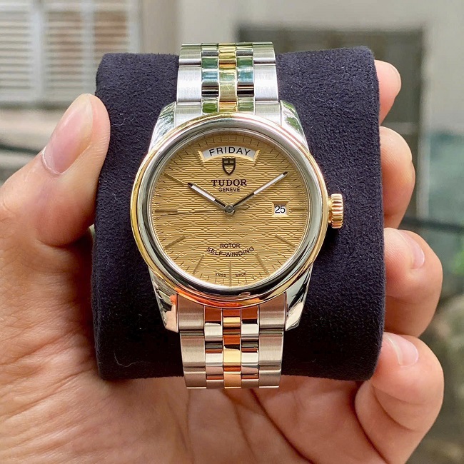 1 Tudor Glamour Day Date M56003-0003 Demi 18k Automatic 1 Tudor Glamour Day Date M56003-0003 Demi 18k Automatic