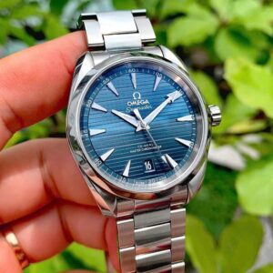 2 Omega Aqua Terrra Blue Master Chronometer 220.10.38.20.03.001