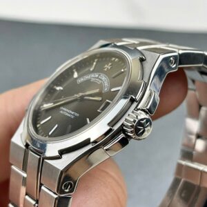 2 Vacheron Constantin Overseas Grey Automatic 42050