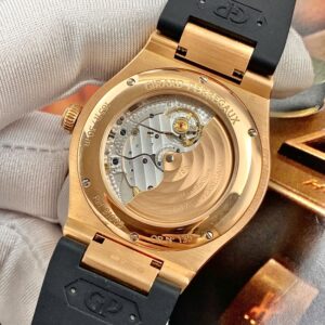 3 Girard Perregaux Laureato Automatic 8100552132BB6A