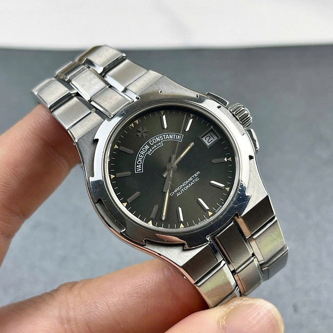 3 Vacheron Constantin Overseas Grey Automatic 42050 3 Vacheron Constantin Overseas Grey Automatic 42050