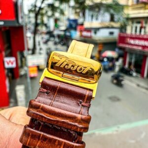 6 Tissot Carson Powermatic 80 Automatic T1224073603100