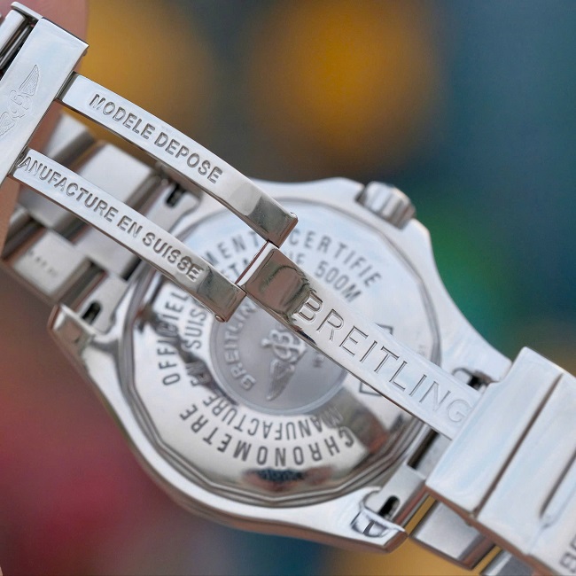 4 Breitling Colt 2 Chronometer Automatic A17380 4 Breitling Colt 2 Chronometer Automatic A17380