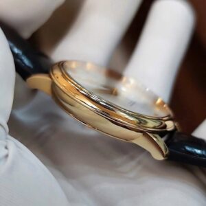 4 Omega DeVille Co Axial 18k Au750 42453402002002