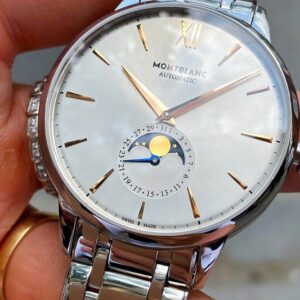 1 Montblanc Heritage Spirit 111184 Moonphase Automatic